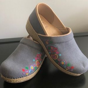 Dansko Vegan clogs